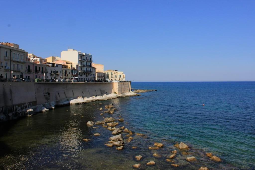 Maniace 57, Ortigia Historic Center, 200 Mt From The Beach Szirakúza Kültér fotó