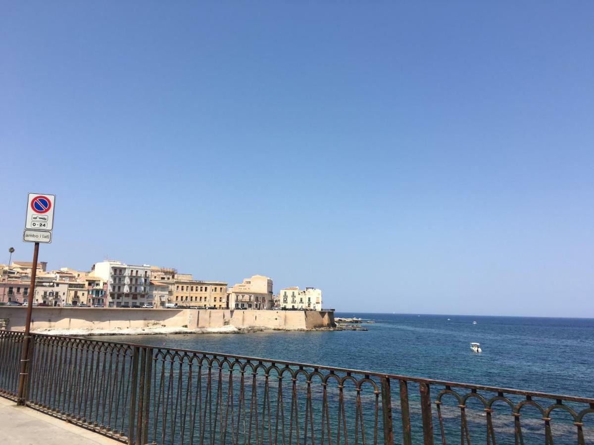 Maniace 57, Ortigia Historic Center, 200 Mt From The Beach Szirakúza Kültér fotó